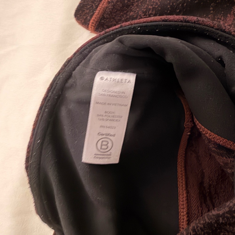 Athleta Elation Glades 7/8 Tights Maroon Patterned Leggings - Picture 5 of 7
